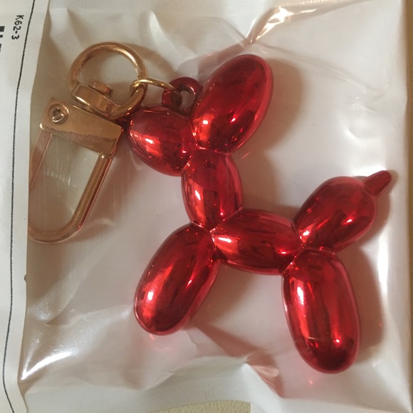 Metallic Red Cartoon Balloon Dog Keychain Cute Key Ring Purse Bag  Clip New - Picture 2 of 2